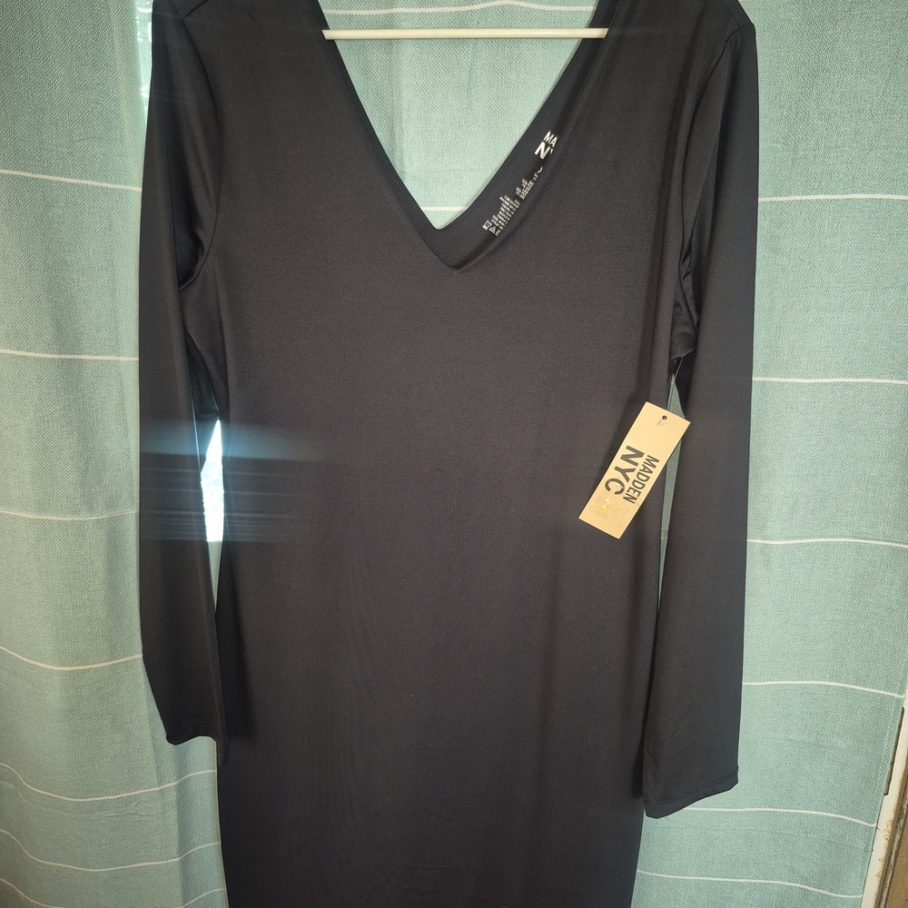 Madden NYC Black Long Sleeve Dress
